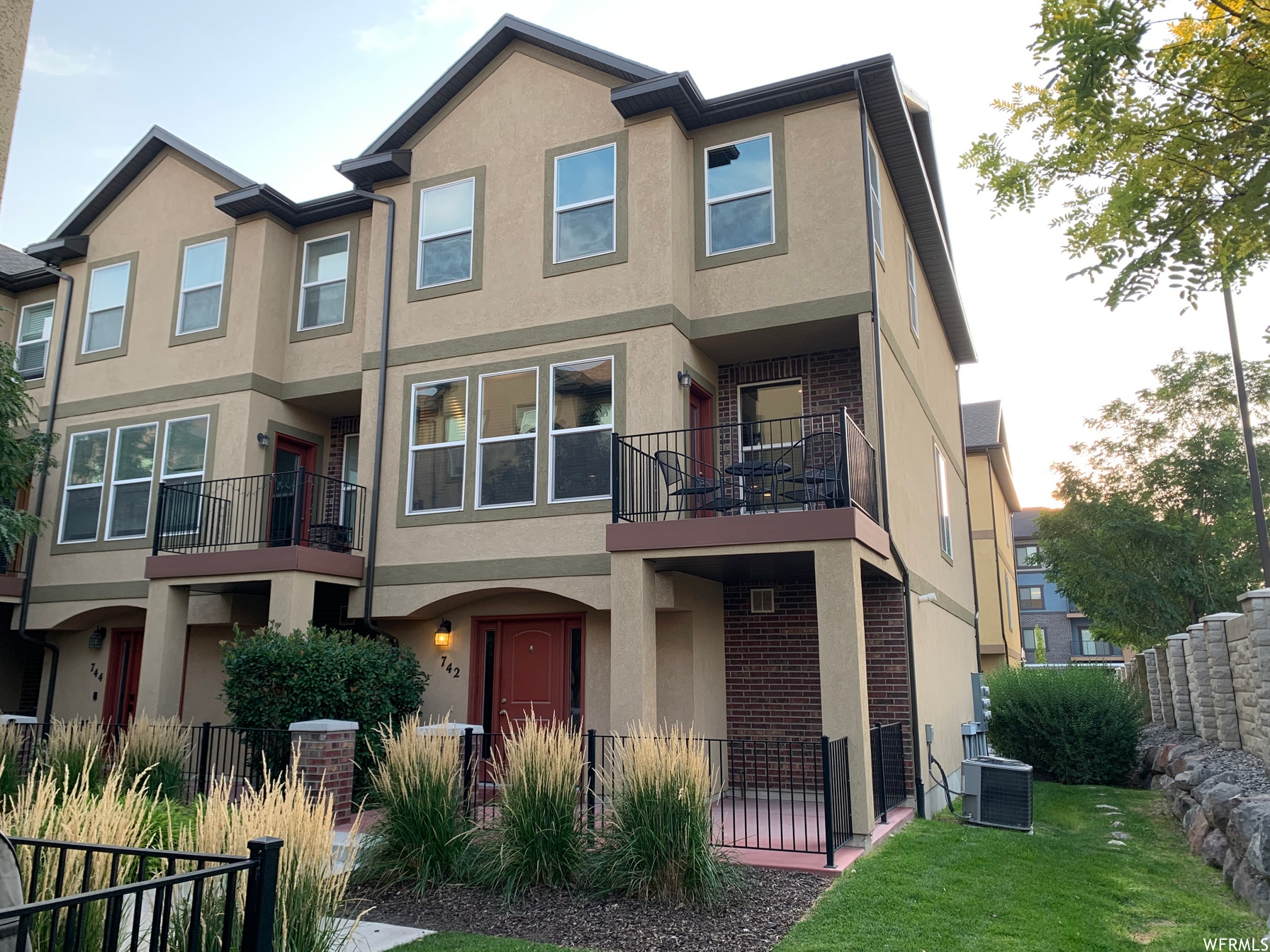 South Salt Lake Townhome: 742 W Kirkbride Ave