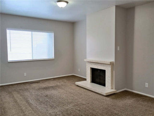 Logan Apartment: 240 E 400 N