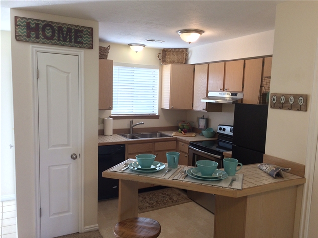 Layton Apartment: 760 Eastside Dr