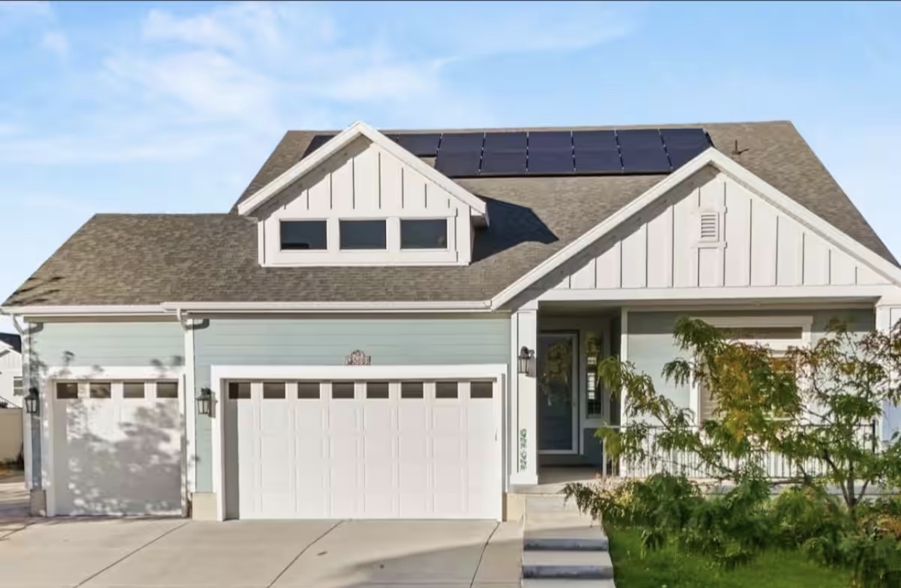 South Jordan House: 3568 W Raphi Pl