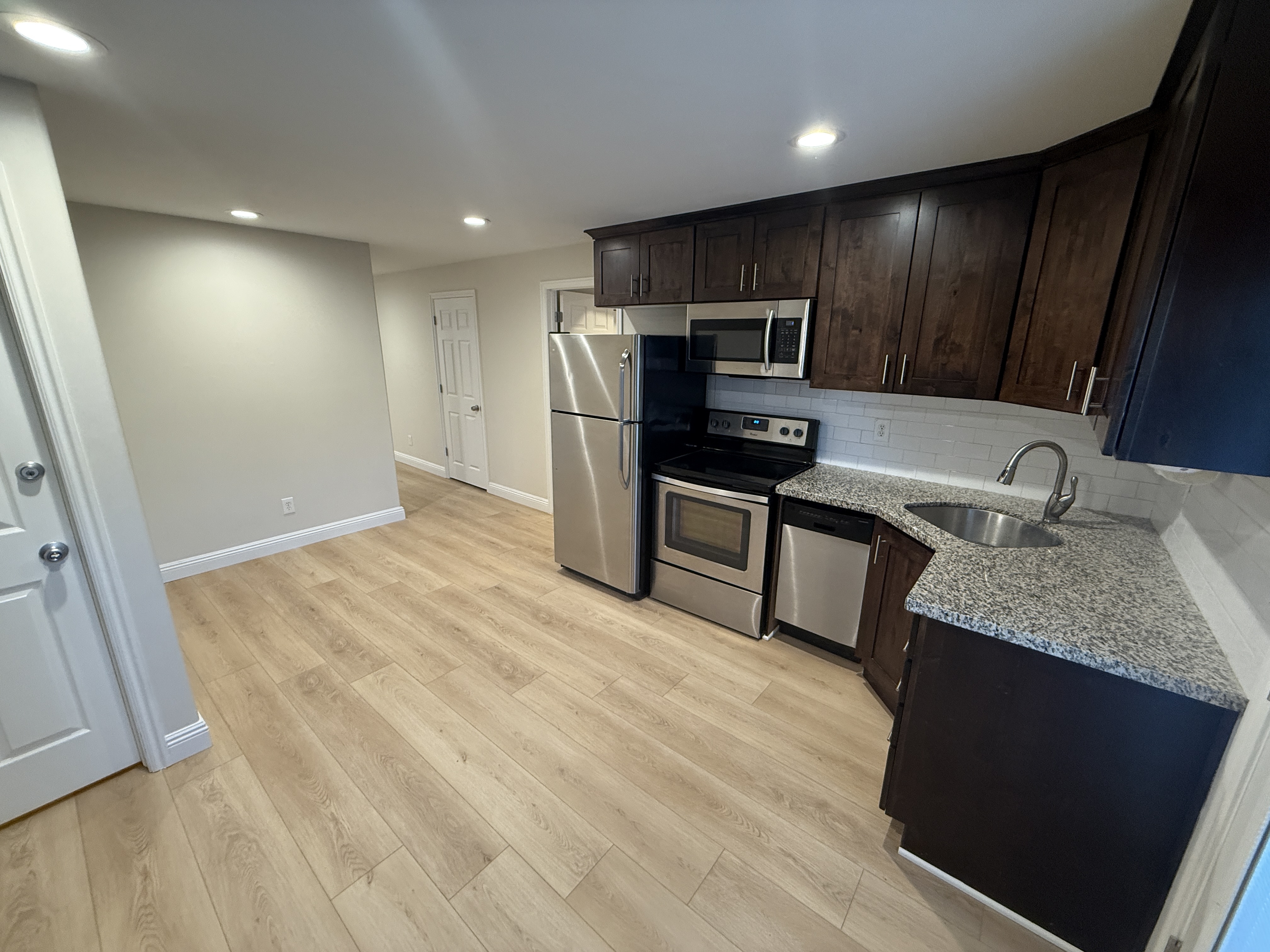 Draper Apartment: 14176 S Director View Ln