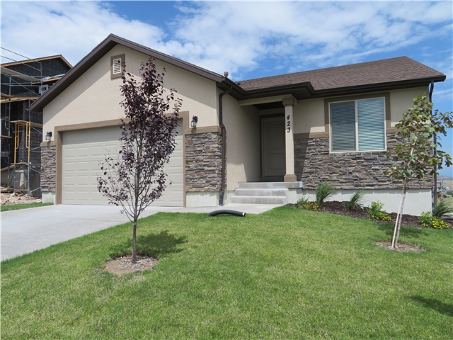 Santaquin House: 423 Firestone Dr