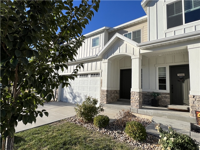 Draper Townhome: 11744 S Nigel Peak Ln