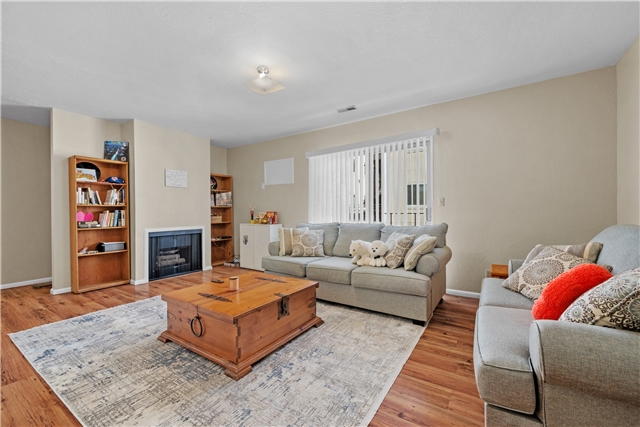 Provo Single Room: 72 W 880 N