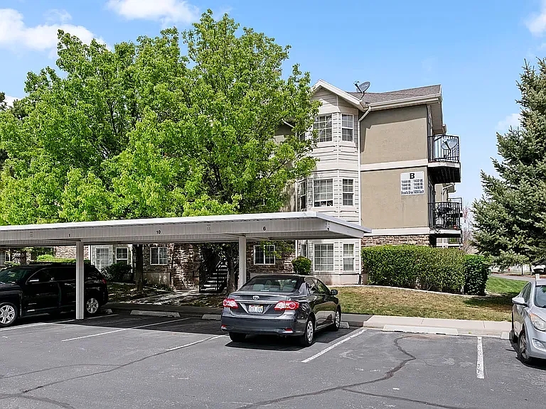 Riverton Condo: 1432 W Brunello Dr