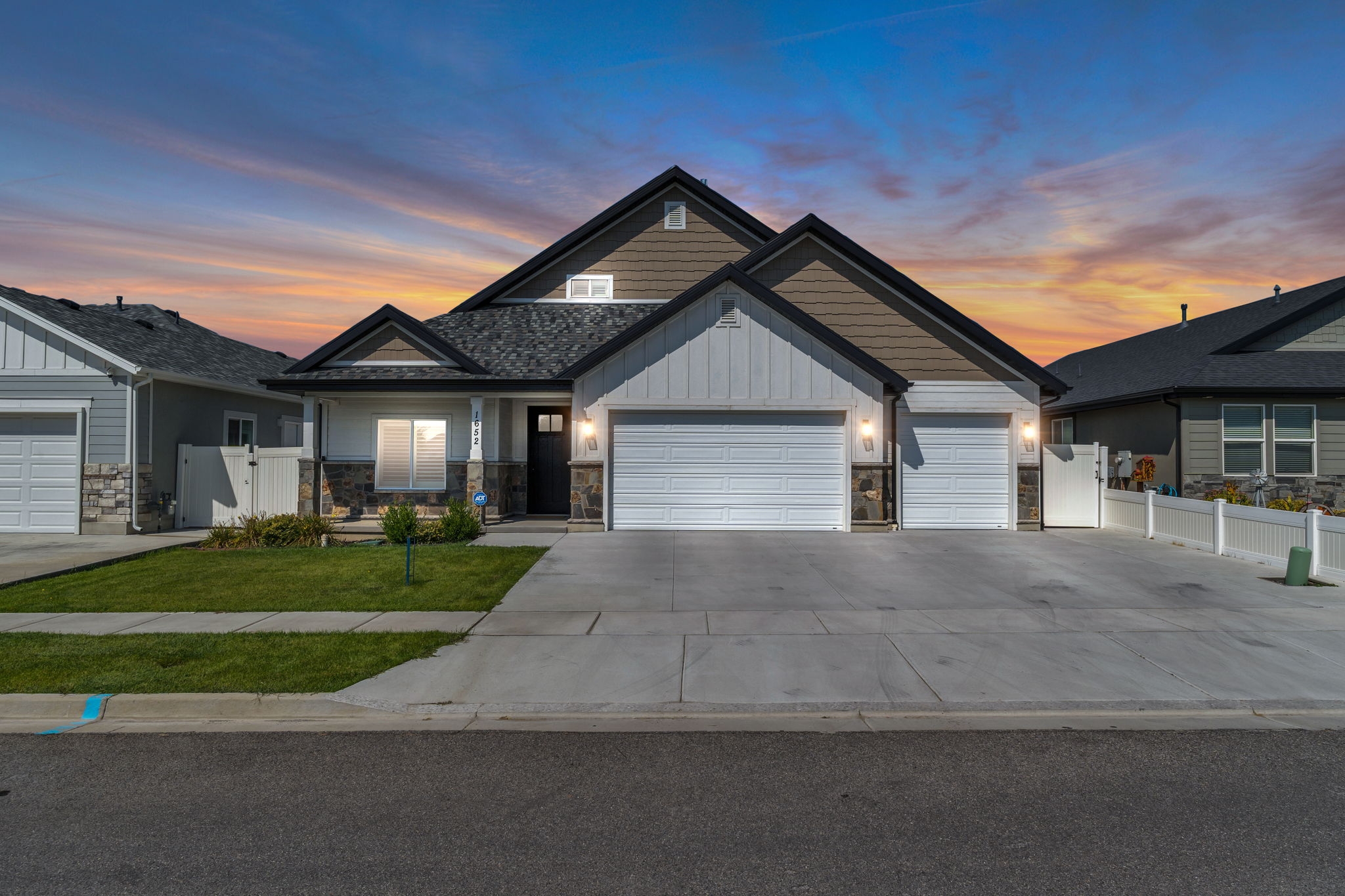 Clearfield House: 1652 W 560 N