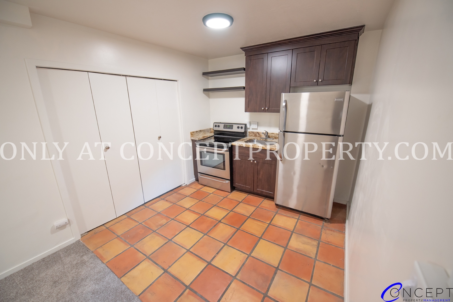 Ogden Apartment: 2204 Jefferson Ave