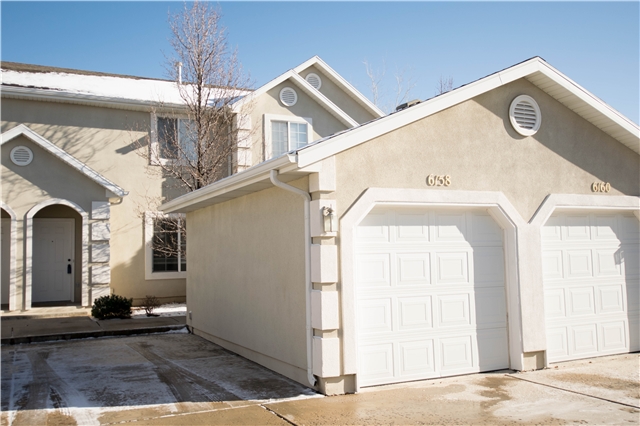 Ogden Townhome: 6158 S 1350 E