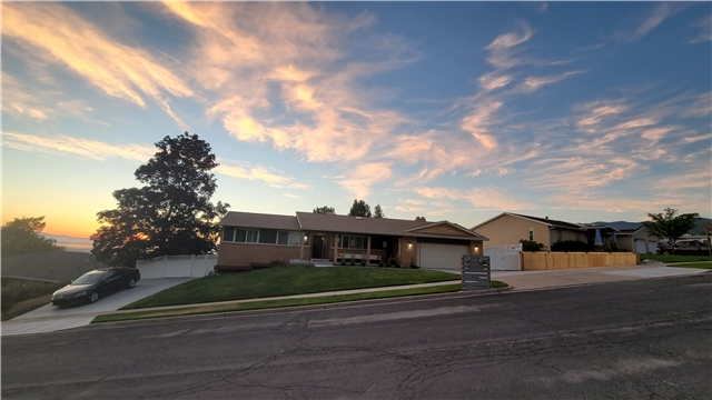 Bountiful In-Law/Basement: 931 Green Oaks Dr