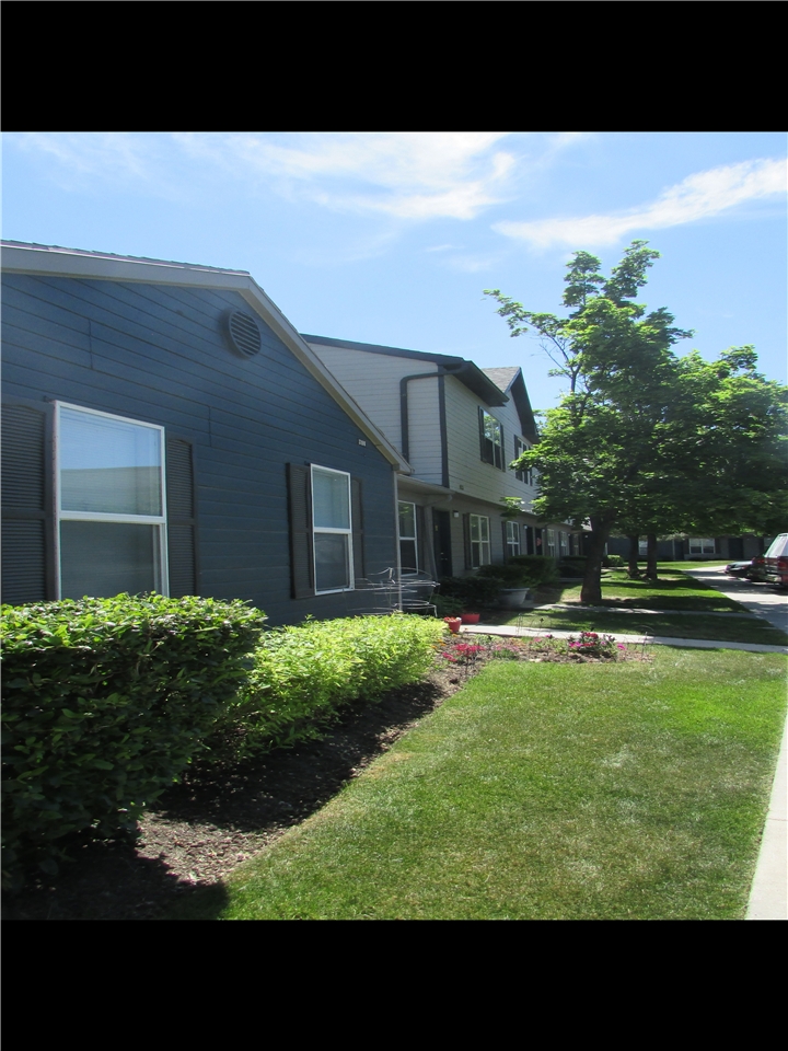 Mulberry Park Townhome for rent at 5287 S Dewberry Ln, Taylorsville