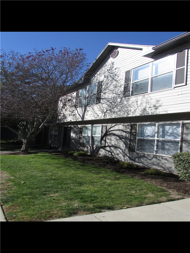 Mulberry Park Townhome for rent at 5287 S Dewberry Ln, Taylorsville