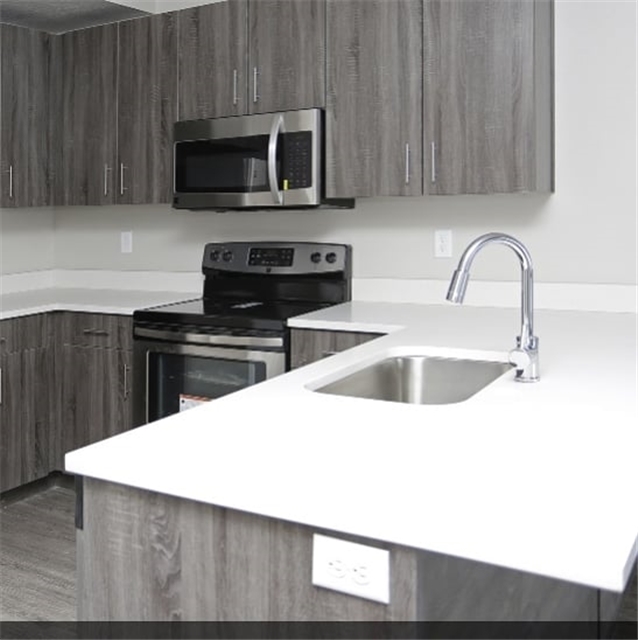 West Jordan Apartment: 7711 S Gardner Stop Way