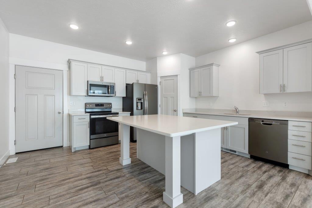 Eagle Mountain Townhome: 3931 E Cardon Ln