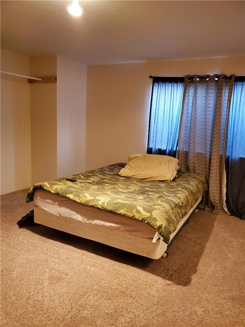 Layton Single Room: 1177 N 900 E