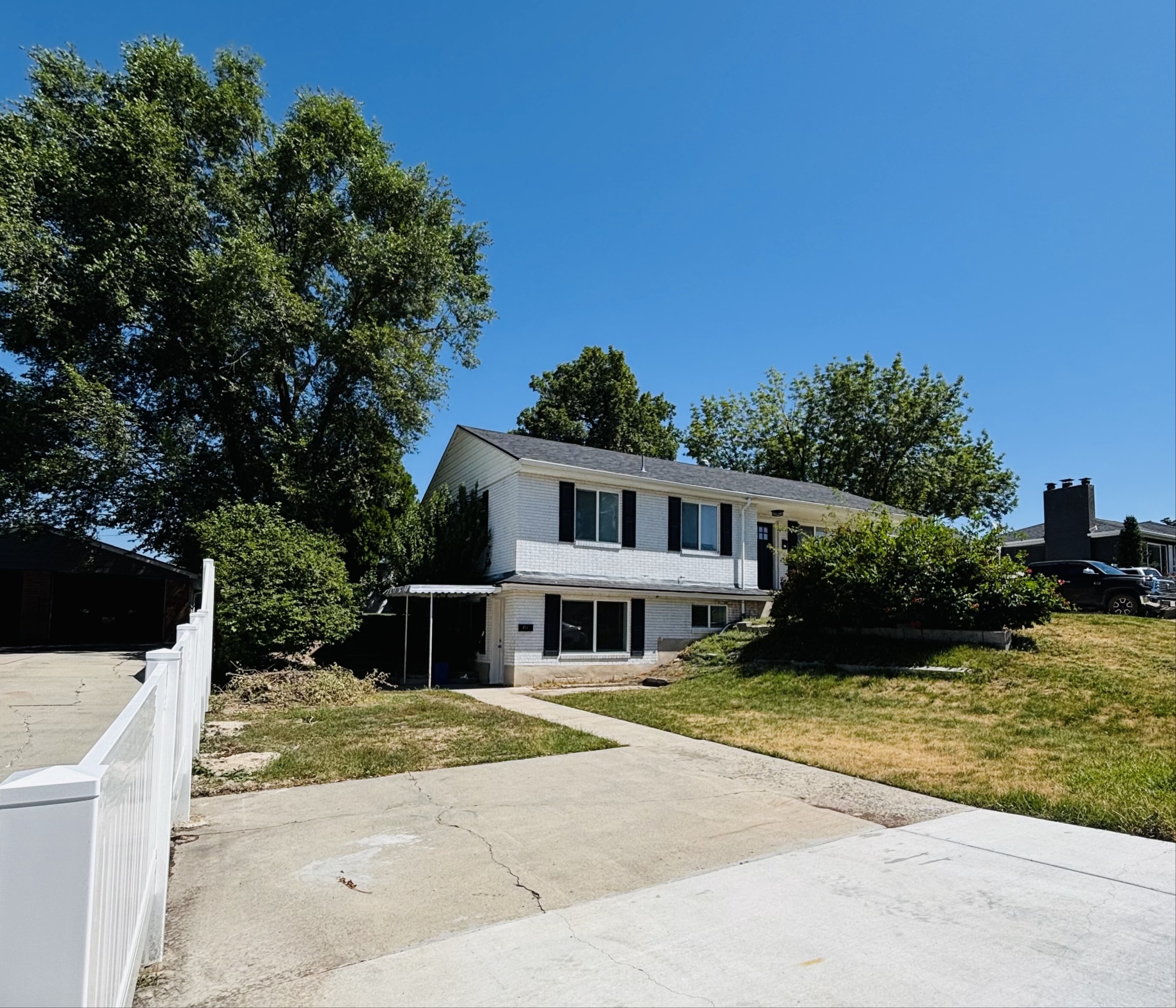 Salt Lake City In-Law/Basement: 993 E Hillview Dr