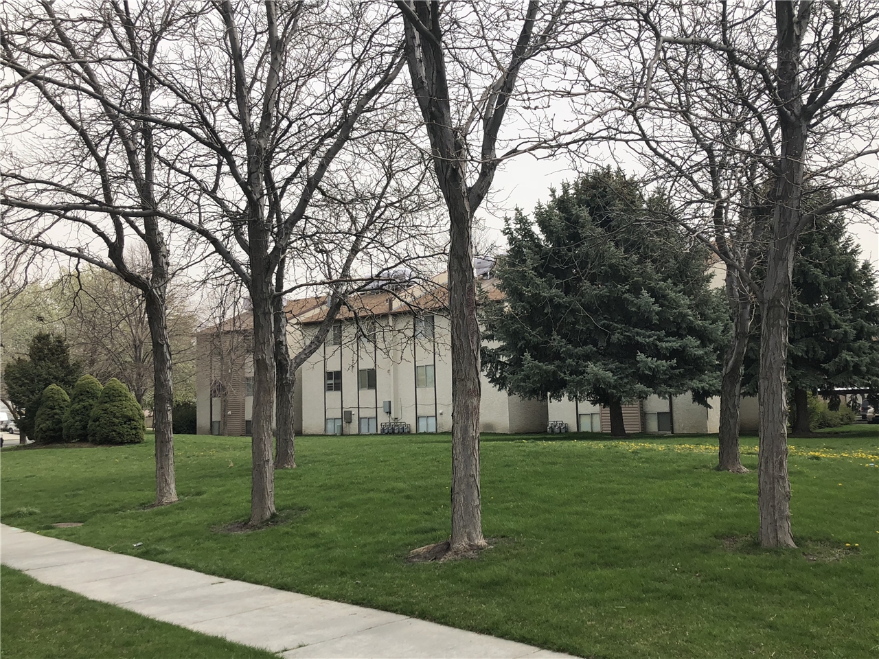 Canterbury Apartments Apartment For Rent At 1841 W 1300