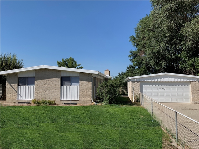 Salt Lake City House: 1766 W 6020 S