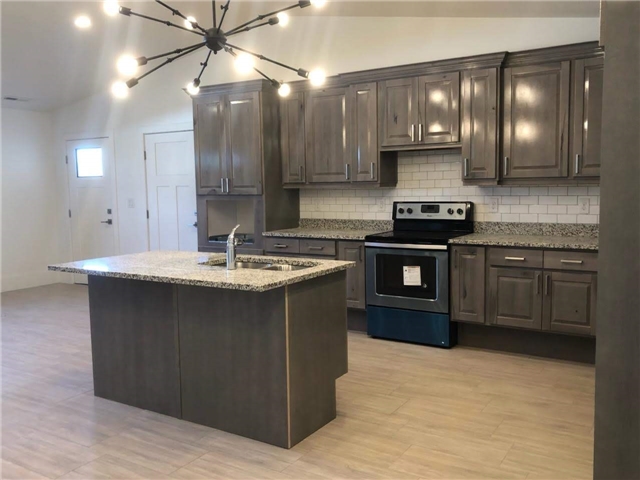 Layton Townhome: 1392 E Gordon Ave