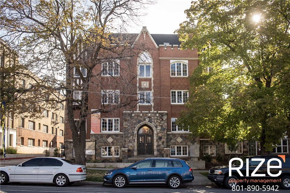 The Eleanor Rigby Apartment For Rent At 125 S 300 E Salt Lake