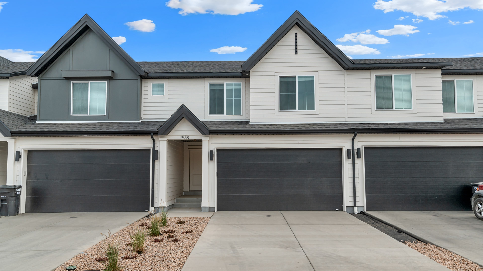 Salem Townhome: 655 N 1850 E