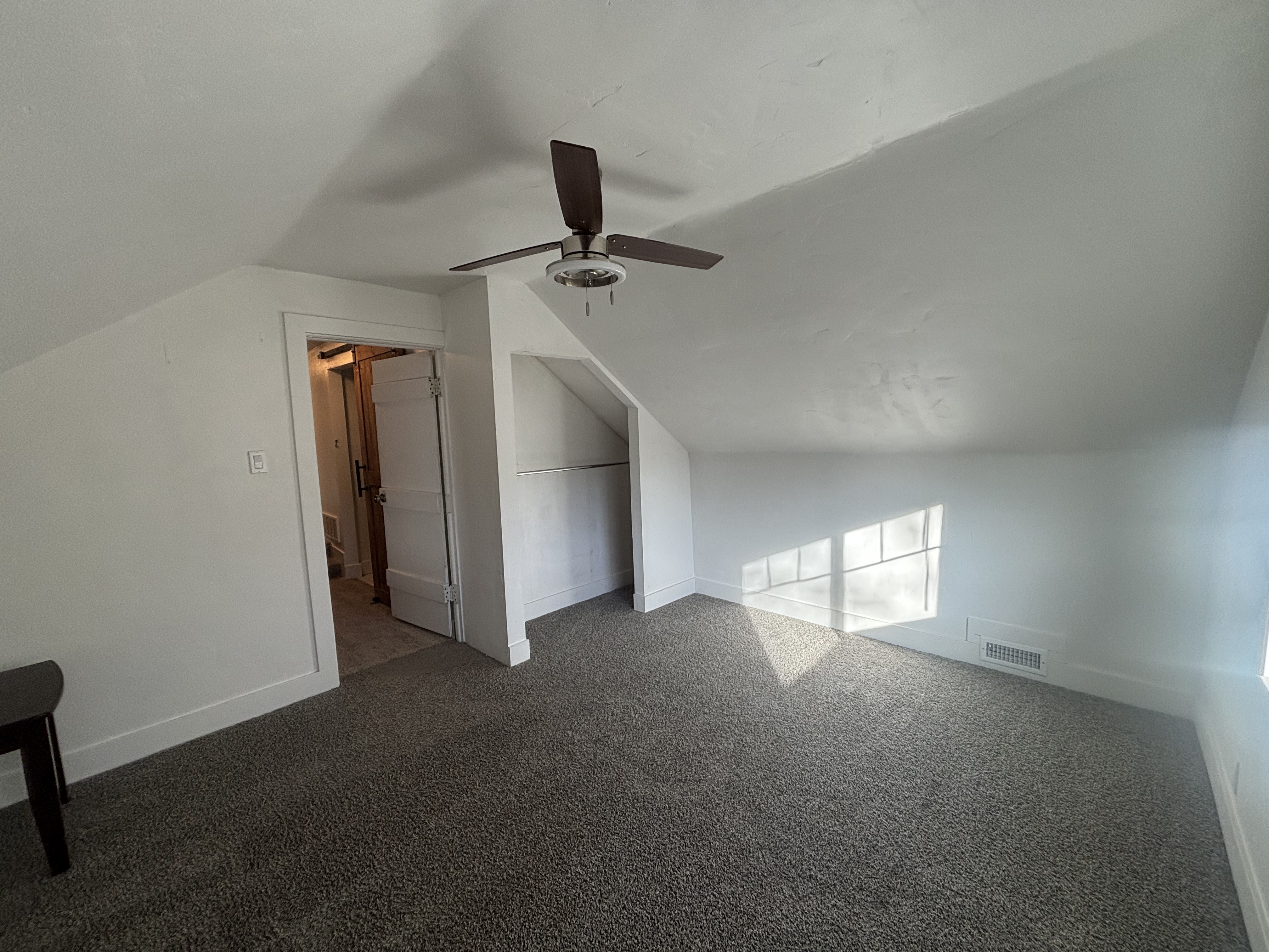 Provo Single Room: 760 E 500 S