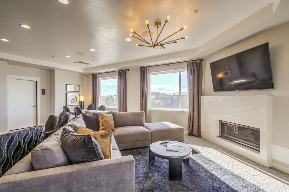 Olive West Apartment for rent at 258 W 700 S, Salt Lake City, UT 84101