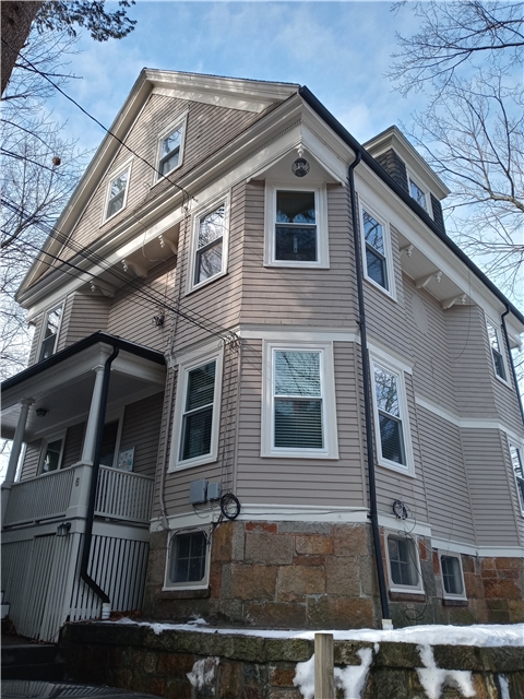 Jamaica Plain Apartment: 6 Adelaide Ter