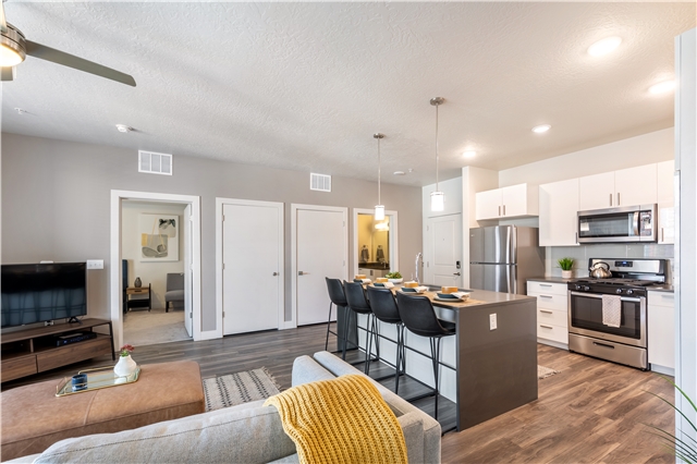 Salt Lake City Apartment: 241 W 200 S