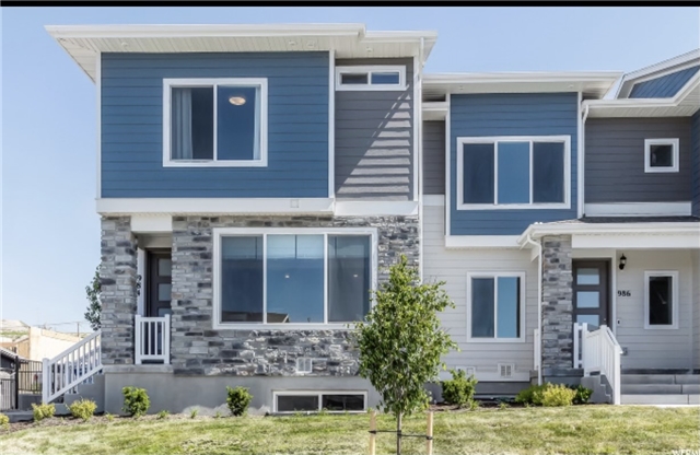 Bluffdale Townhome: 984 W Sapphire Peak Dr