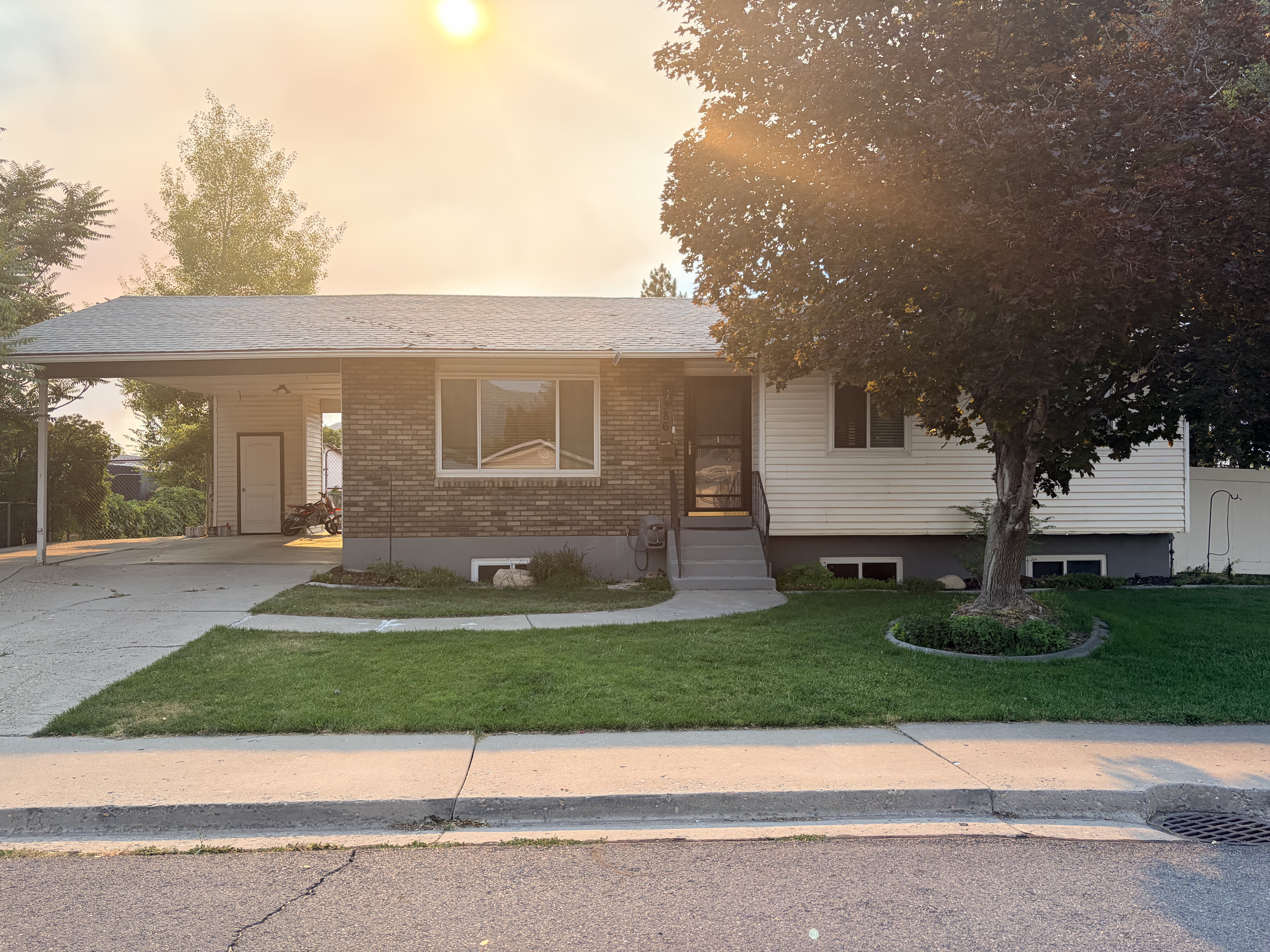 Payson House: 386 S 900 W