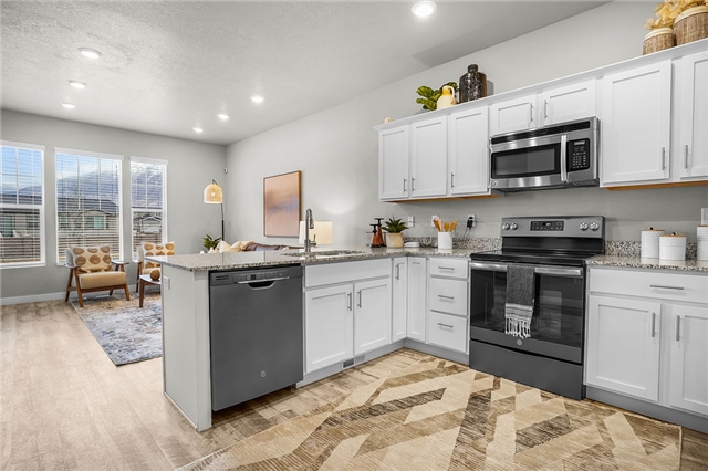 Saratoga Springs Townhome: 1532 N Rosa Lane