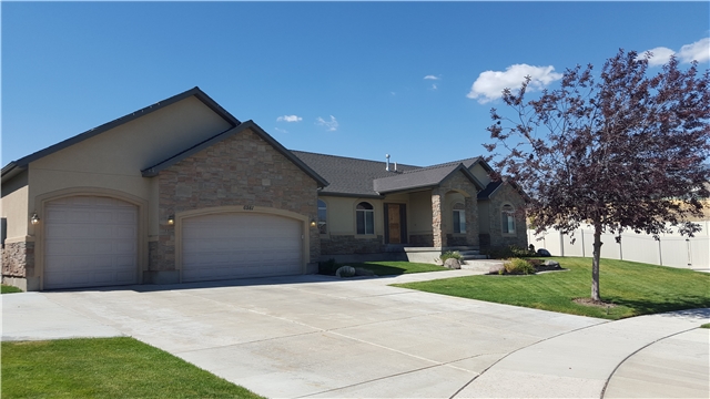 Herriman House: 6981 W Long Ridge Dr
