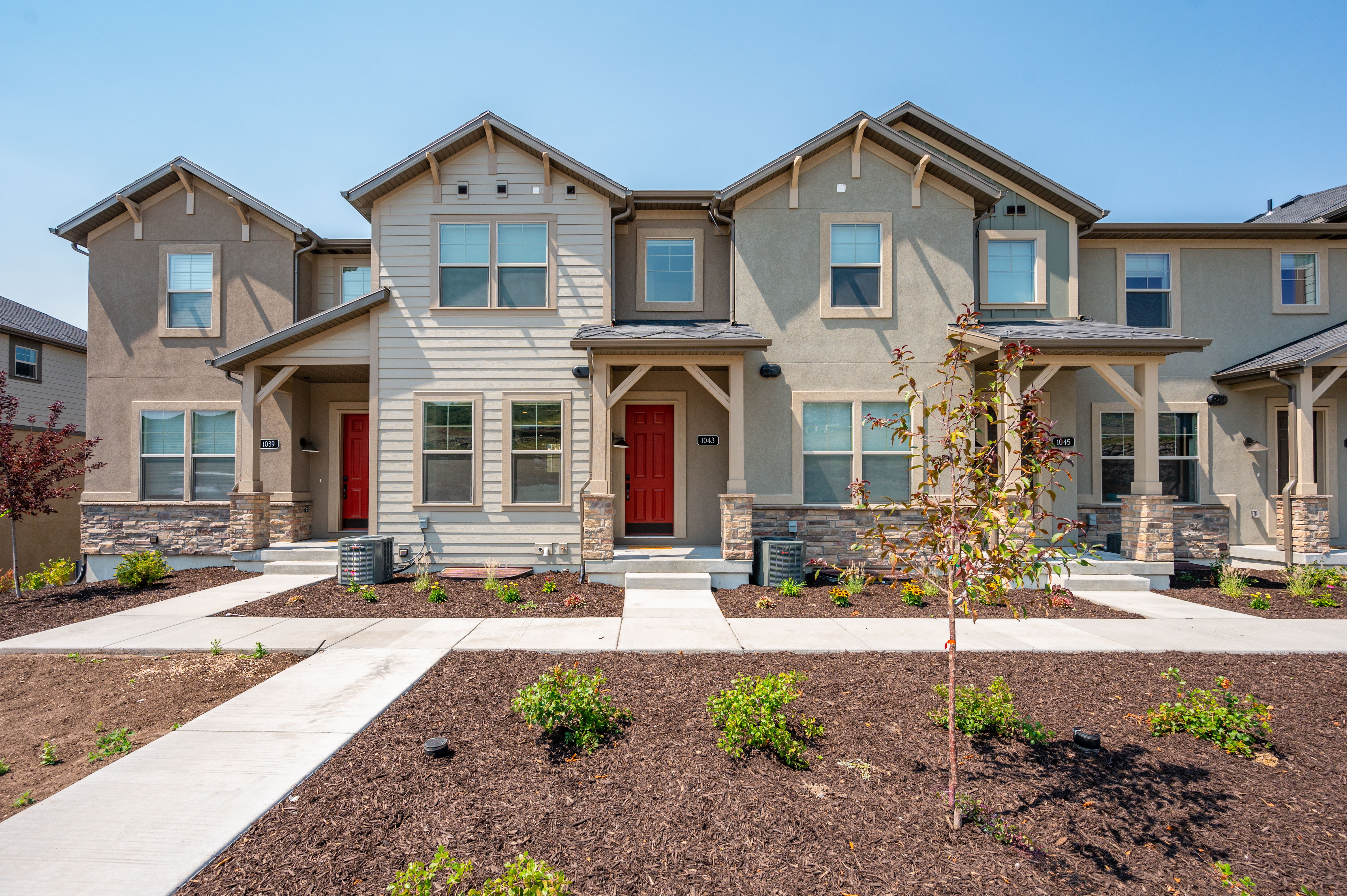 Kamas Townhome: 1043 W Wasatch Spring Rd