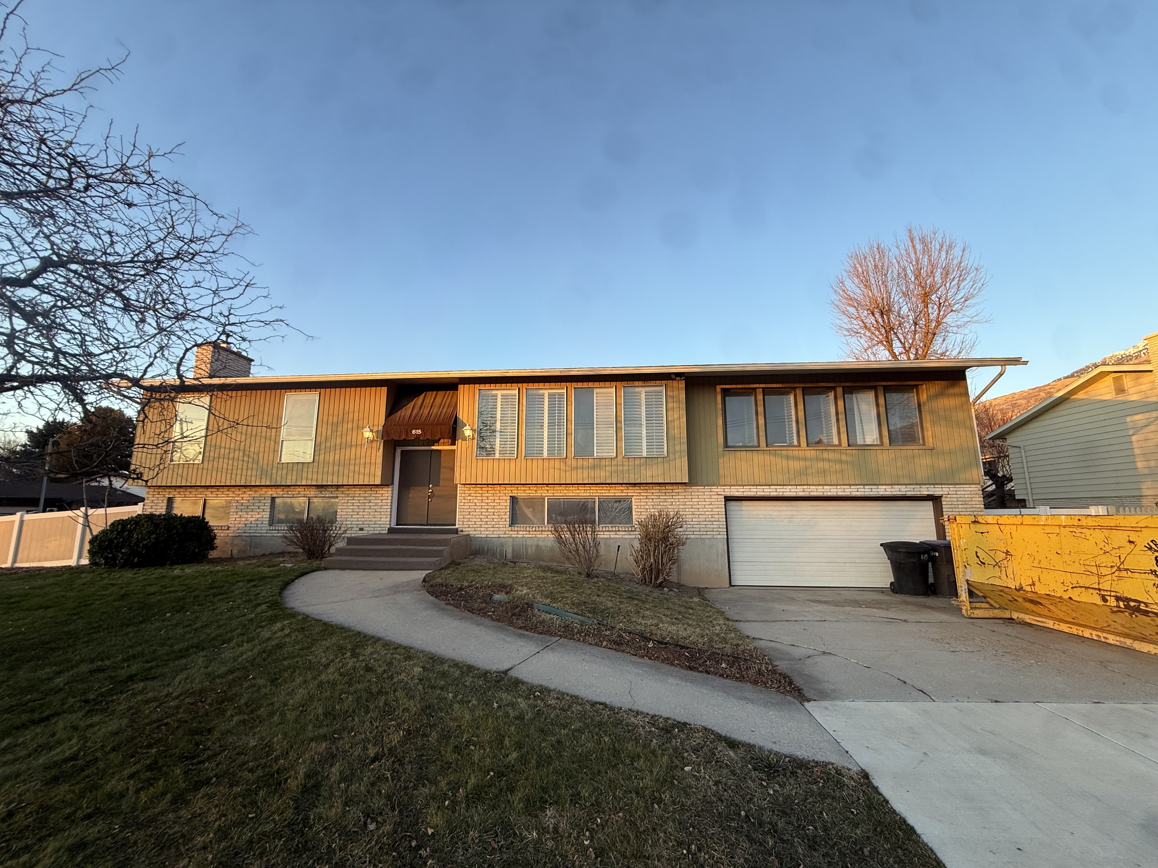 Provo House: 615 E 3650 N