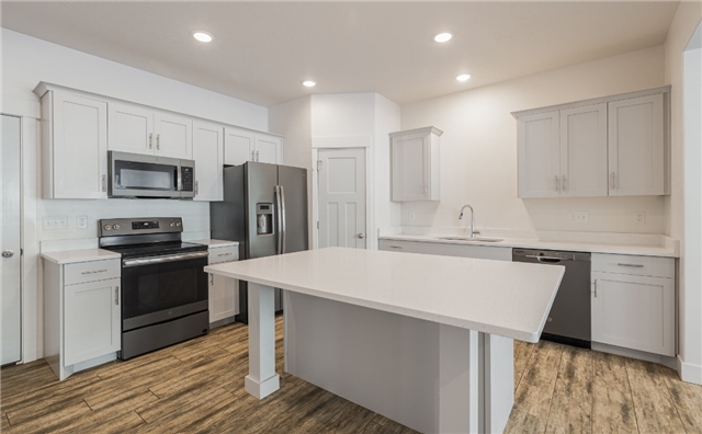 Smithfield Townhome: 555 S 100 E