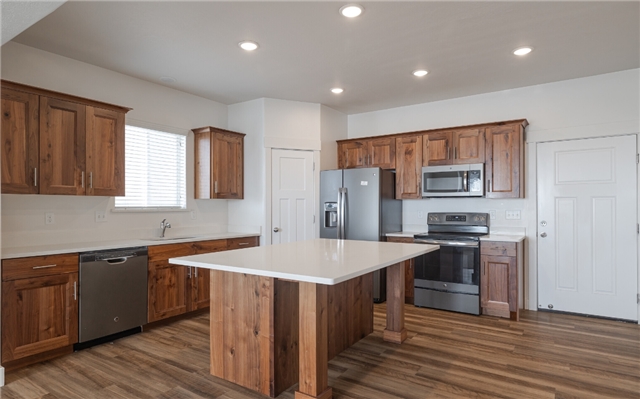 Smithfield Townhome: 555 S 100 E