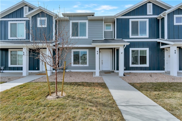 Saratoga Springs Townhome: 94 N Voyager Ln