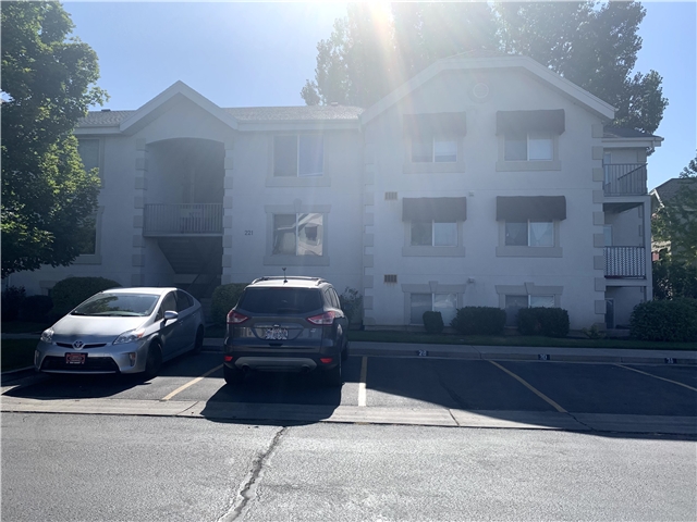 Provo Condo: 221 S 1050 W