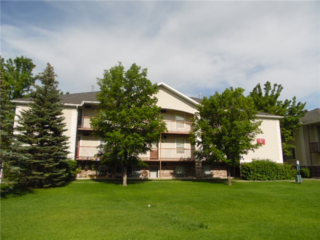 Orem Condo: 1550 S 175 E
