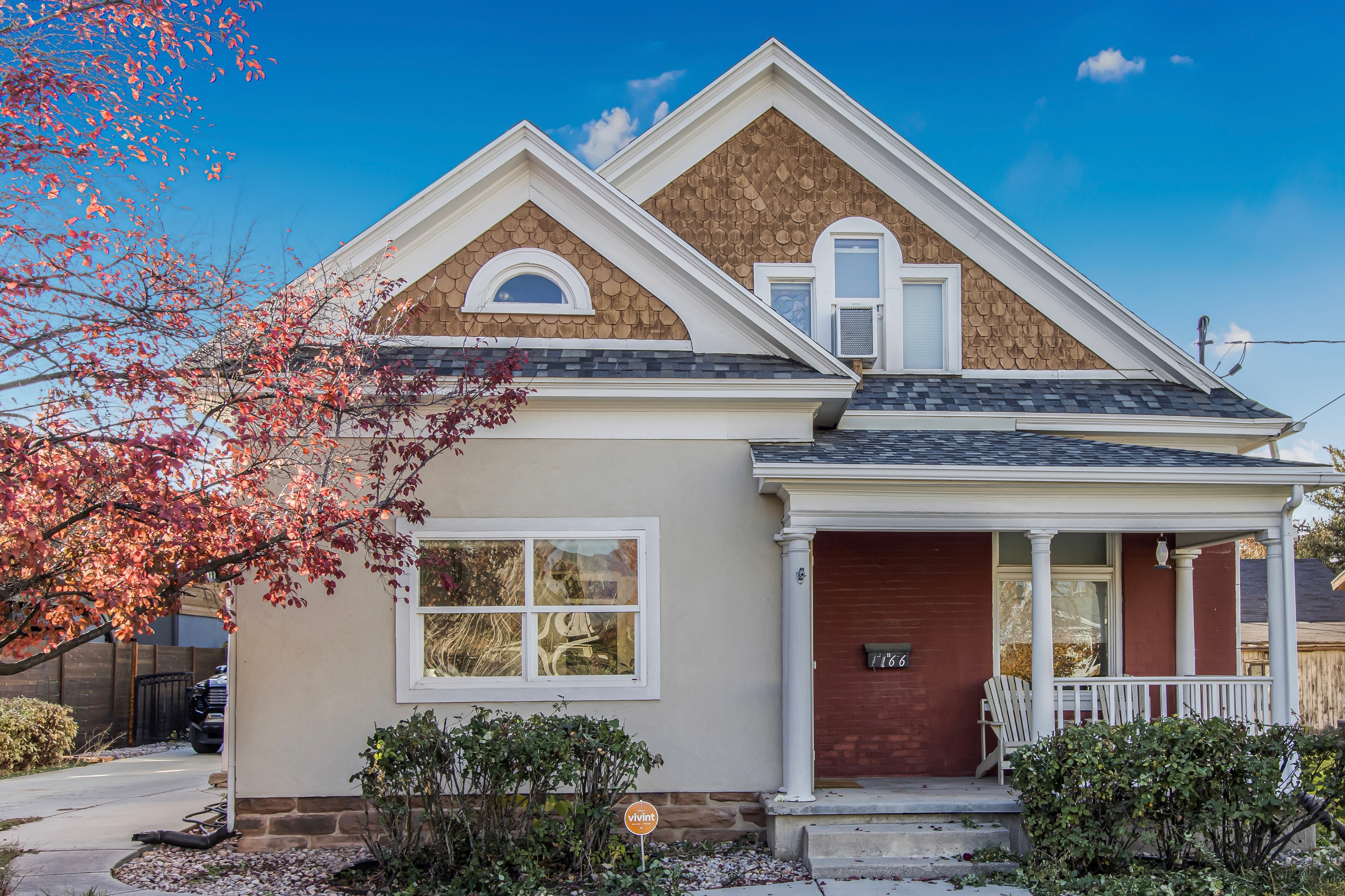 Salt Lake City House: 1166 S 400 E