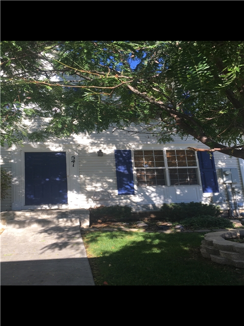 Clearfield Townhome: 541 S 450 E