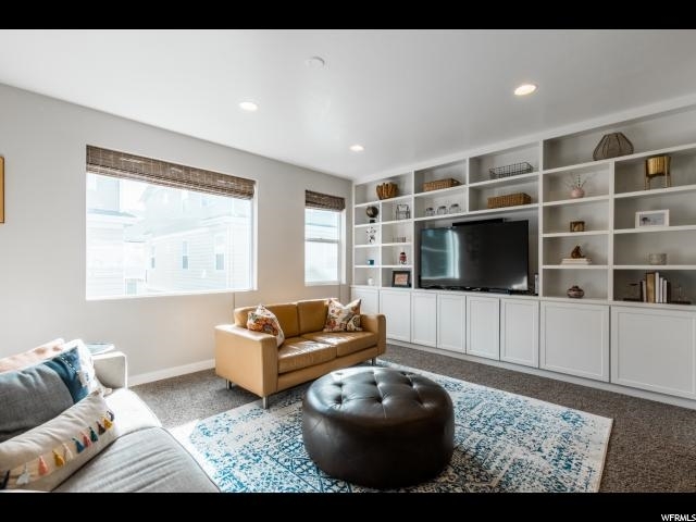 South Jordan Single Room: 3654 W Golden Sky Ln