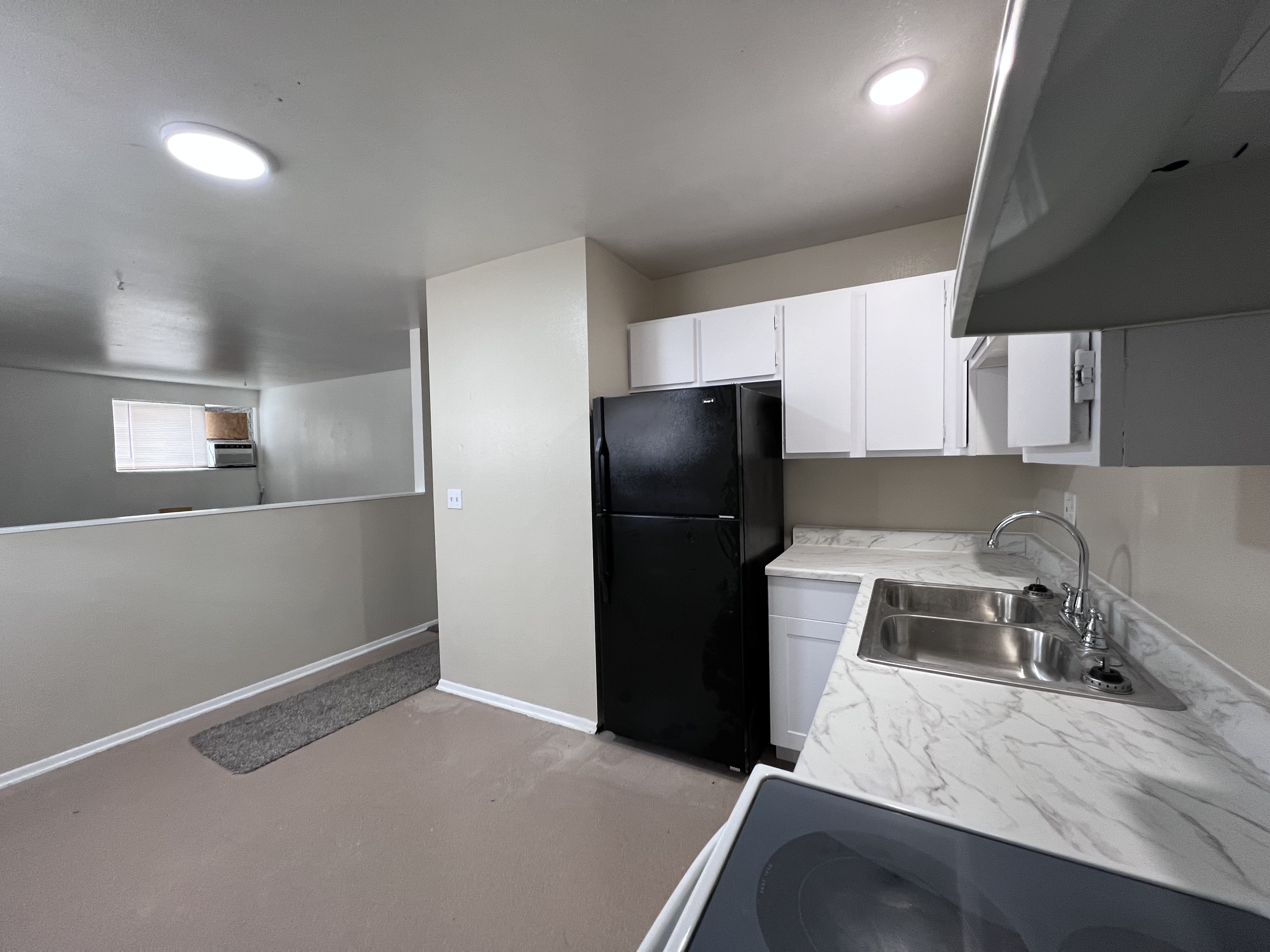 West Valley Townhome: 4147 W 3280 S