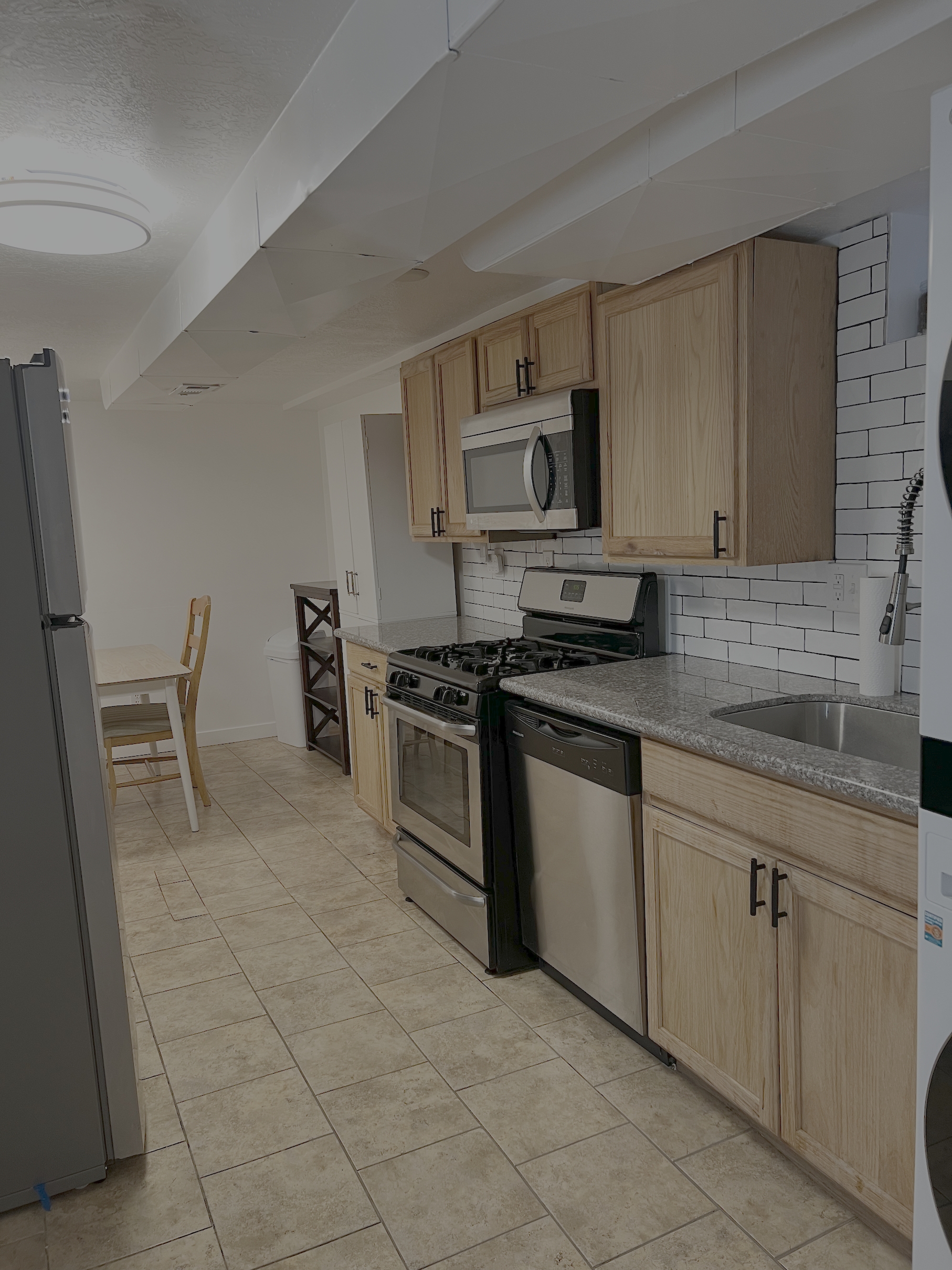 Orem In-Law/Basement: 1985 S Main St