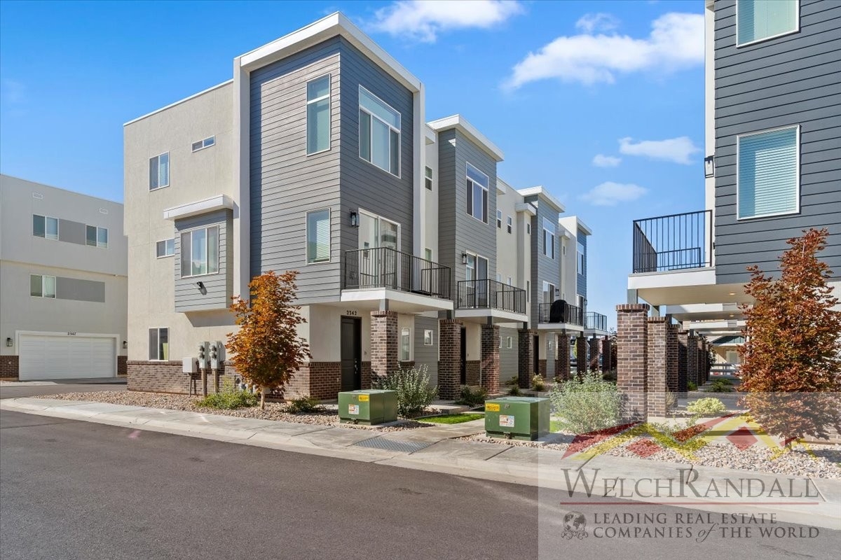 Ogden Townhome: 2348 W James Way