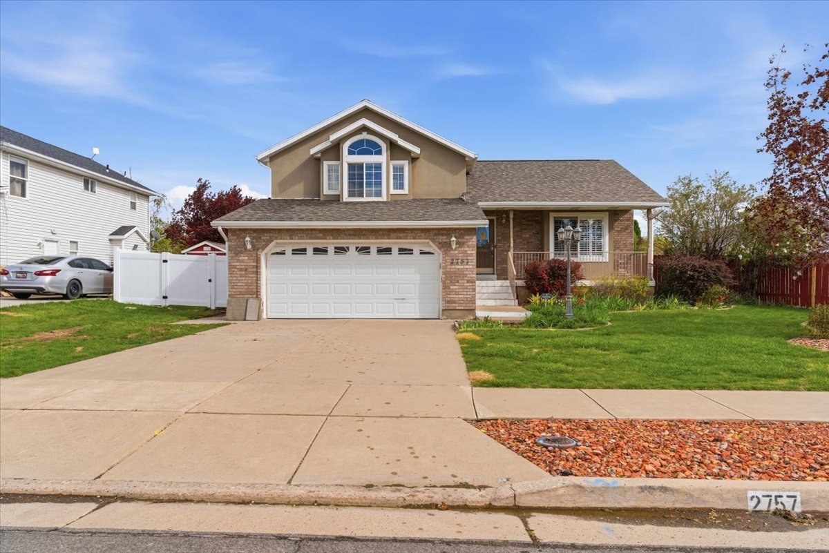 Layton House: 2757 Sandi Dr