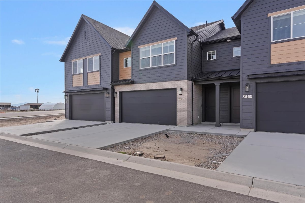 Ogden Townhome: 3669 S 4625 W