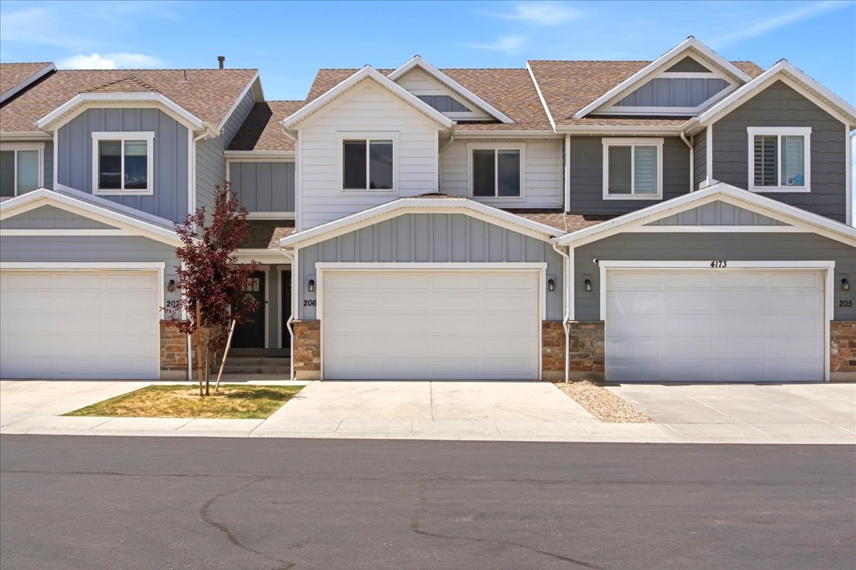 Roy Townhome: 4173 S 2825 W