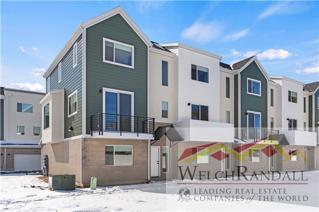 Layton Townhome: 507 E Alice Way