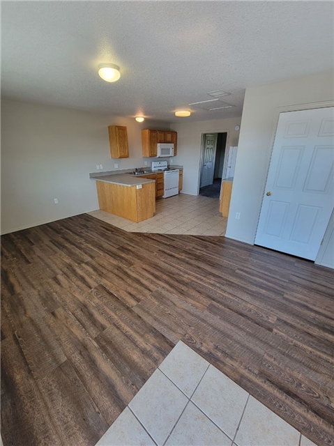 Ammon Apartment: 1486 Curlew Dr